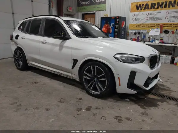 5YM13EC04N9J72840 2022 BMW X3 M