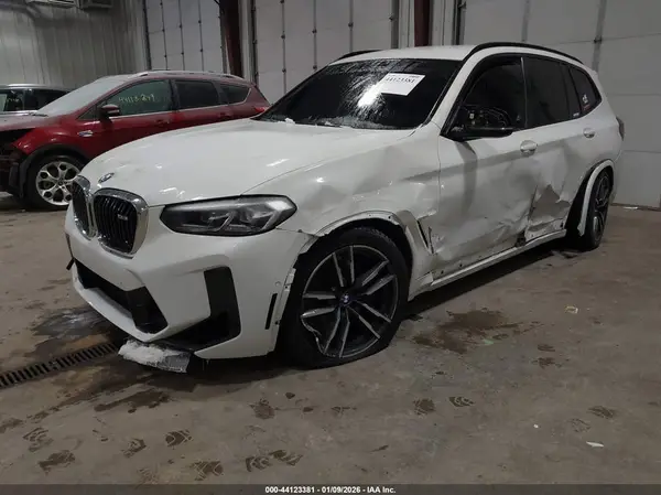 5YM13EC04N9J72840 2022 BMW X3 M - Image 2