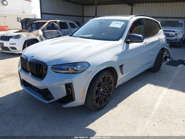 5YM13EC07R9U77710 2024 BMW X3 M - Image 2