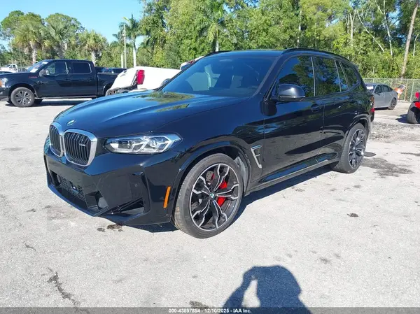 5YM13EC08R9X47074 2024 BMW X3 M - Image 2