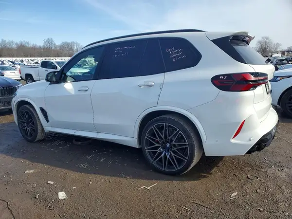5YM13ET01S9X48685 2025 BMW X5 - Image 2