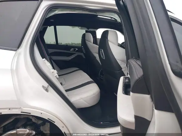 5YM13ET02R9W20708 2024 BMW X5 M - Image 8