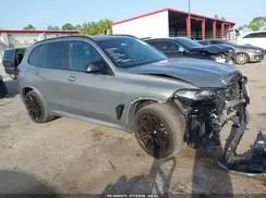 5YM13ET05R9S69678 2024 BMW X5 M