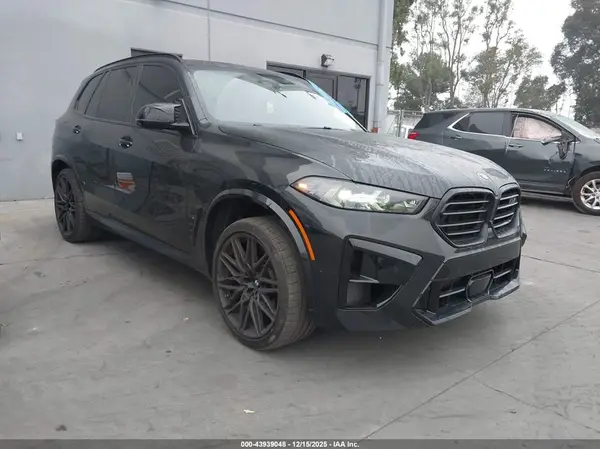 5YM13ET05R9V08842 2024 BMW X5 M
