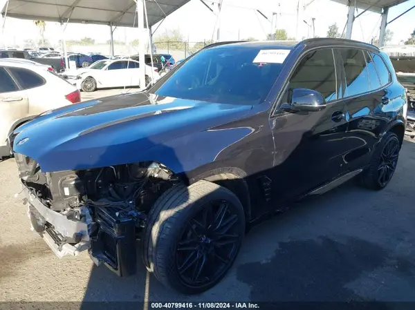5YM13ET08R9U02384 2024 BMW X5 M - Image 2