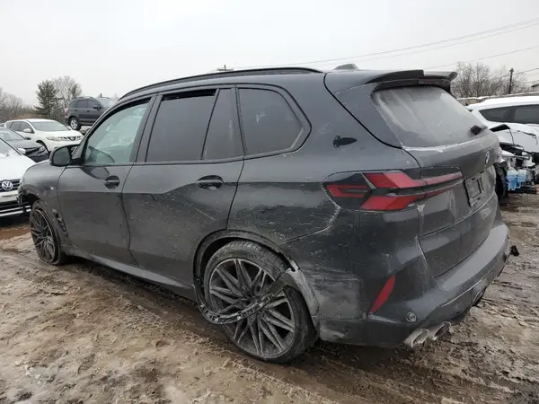 5YM13ET08S9W71670 2025 BMW X5 M - Image 2