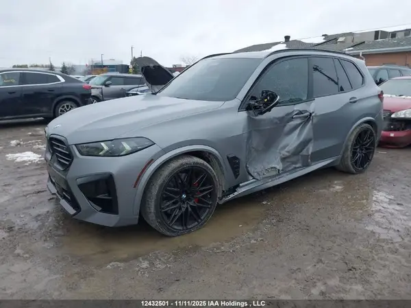 5YM13ET09S9W62783 2025 BMW X5 M - Image 2