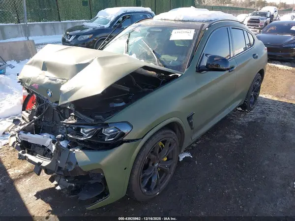 5YM23EC00P9S47007 2023 BMW X4 M - Image 2