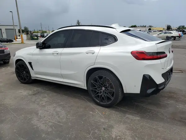 5YM23EC01N9M82349 2022 BMW X4 - Image 2