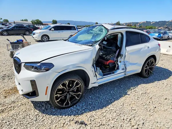 5YM23EC01R9U35960 2024 BMW X4 - Image 1