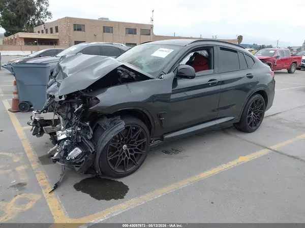 5YM23EC03N9K31784 2022 BMW X4 M - Image 2