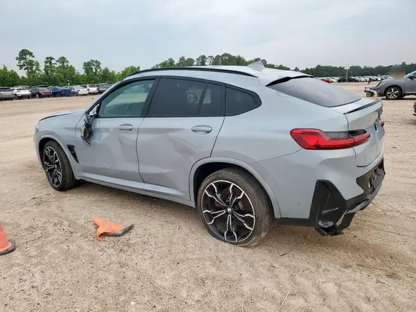 5YM23EC04R9X37341 2024 BMW X4 M - Image 2