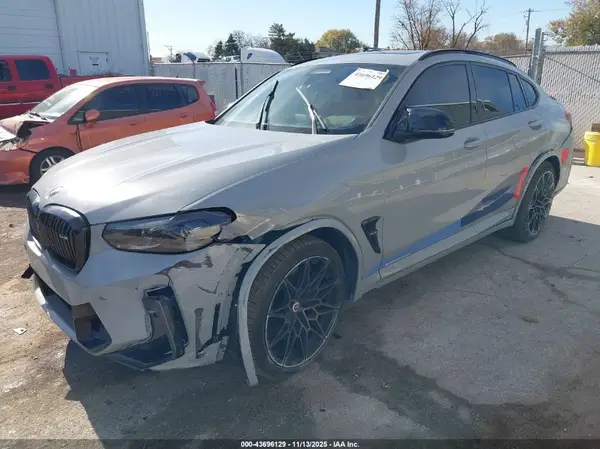 5YM23EC07P9R05289 2023 BMW X4 M - Image 2