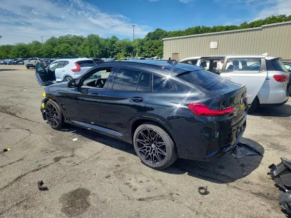5YM23EC07P9R43752 2023 BMW X4 - Image 2