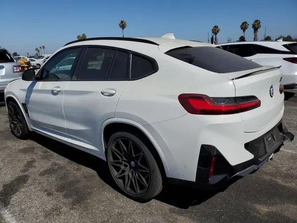 5YM23EC09P9P05546 2023 BMW X4 - Image 2