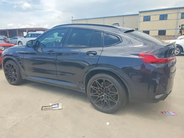 5YM23EC09R9U27444 2024 BMW X4 - Image 2