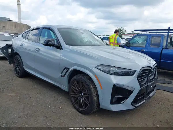5YM23ET03S9Z44681 2025 BMW X6 M