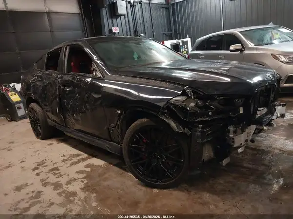 5YM23ET04T9206227 2026 BMW X6 M