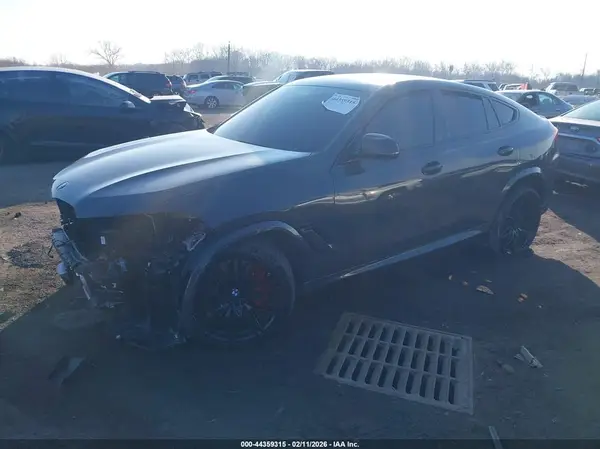 5YM23ET07T9163762 2026 BMW X6 M - Image 2