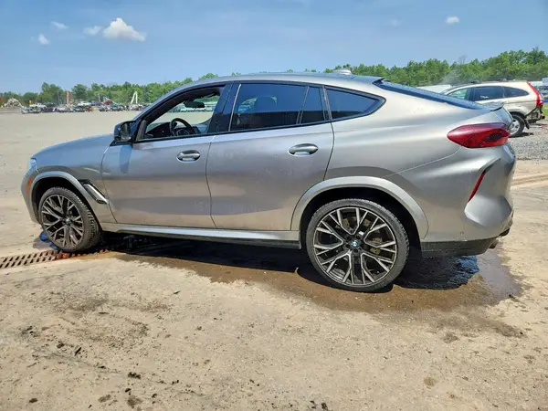 5YMCY0C01M9E19441 2021 BMW X6 - Image 2
