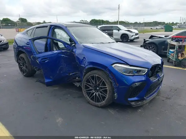5YMCY0C01M9E88629 2021 BMW X6 M - Image 1