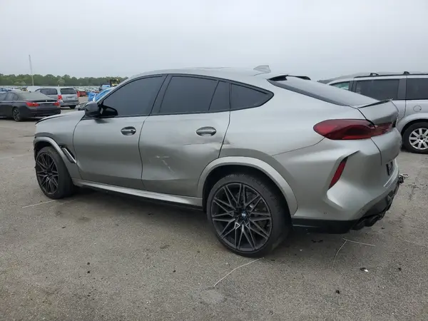 5YMCY0C01N9N29839 2022 BMW X6 - Image 2