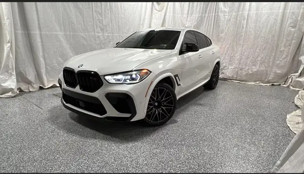 5YMCY0C02M9G60232 2021 BMW X6 - Image 2