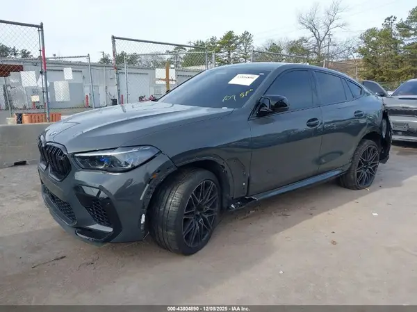 5YMCY0C03N9M85892 2022 BMW X6 M - Image 2