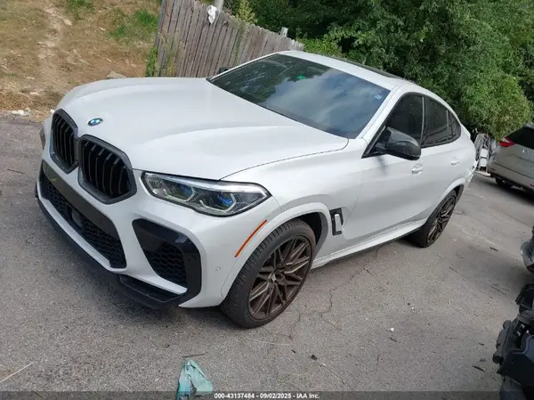 5YMCY0C04L9B05670 2020 BMW X6 - Image 2