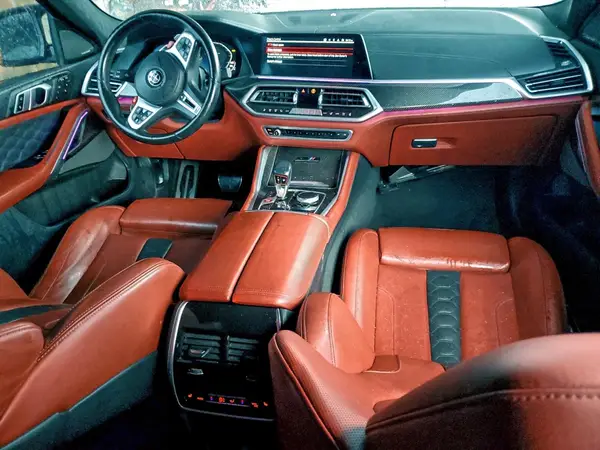 5YMCY0C05N9L68508 2022 BMW X6 - Image 8