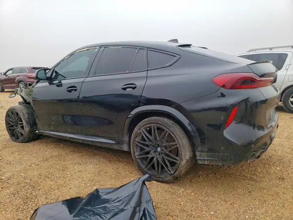 5YMCY0C09M9E09840 2021 BMW X6 - Image 2