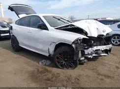 5YMCY0C0XN9L06327 2022 BMW X6 M