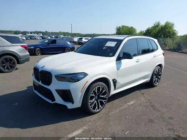 5YMJU0C01N9N02563 2022 BMW X5 M - Image 2