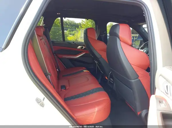 5YMJU0C01N9N02563 2022 BMW X5 M - Image 8