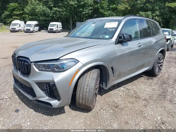 5YMJU0C01N9N38091 2022 BMW X5 M - Image 2