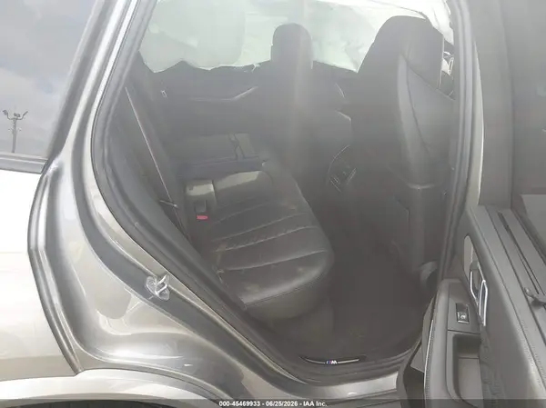 5YMJU0C04P9N47838 2023 BMW X5 M - Image 8