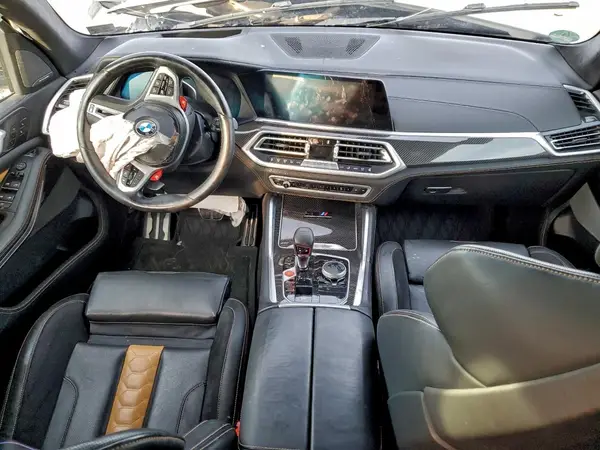 5YMJU0C05N9M31609 2022 BMW X5 - Image 8