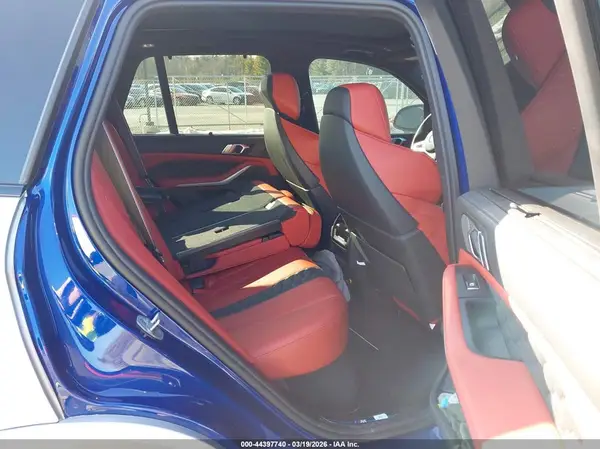 5YMJU0C05P9N76992 2023 BMW X5 M - Image 8