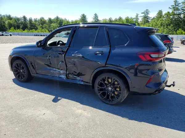 5YMJU0C0XN9L95643 2022 BMW X5 - Image 2