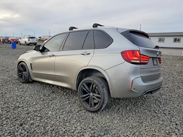5YMKT6C31H0U39140 2017 BMW X5 - Image 2