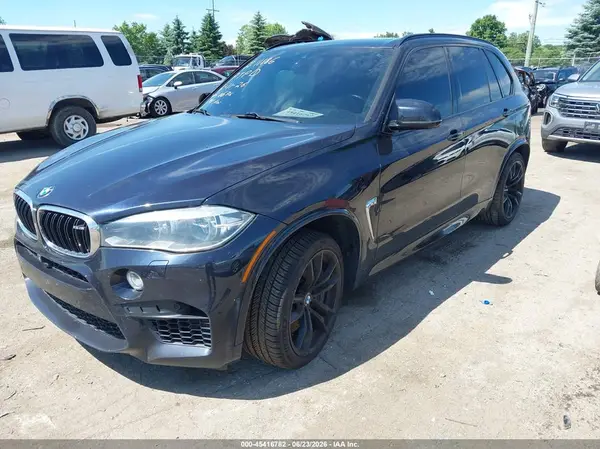 5YMKT6C31H0X20676 2017 BMW X5 M - Image 2