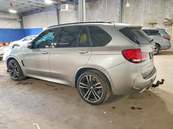 5YMKT6C31H0X21018 2017 BMW X5 - Image 2
