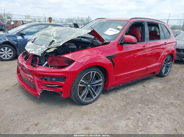 5YMKT6C32H0U39213 2017 BMW X5 M - Image 2