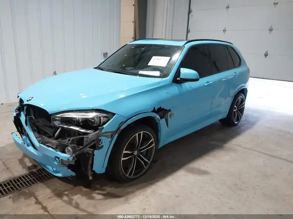 5YMKT6C32H0U39681 2017 BMW X5 M - Image 2