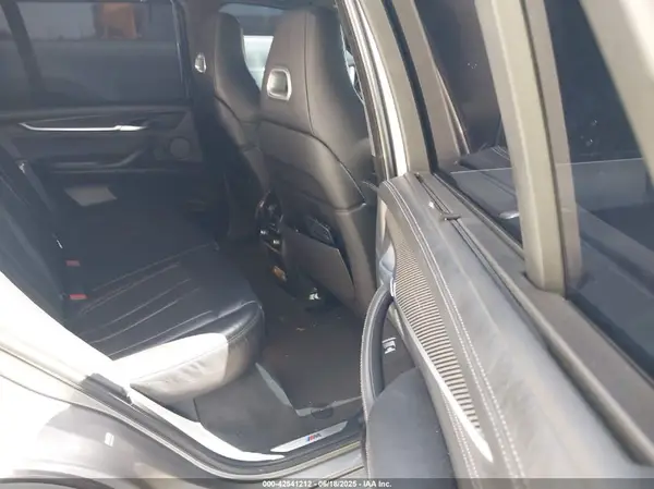 5YMKT6C33H0X20839 2017 BMW X5 M - Image 8