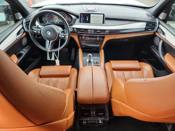 5YMKT6C35H0X20602 2017 BMW X5 - Image 8
