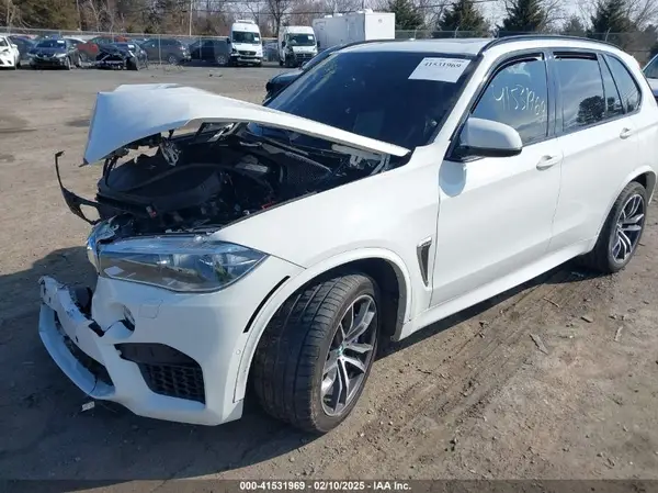 5YMKT6C36H0U39053 2017 BMW X5 M - Image 2