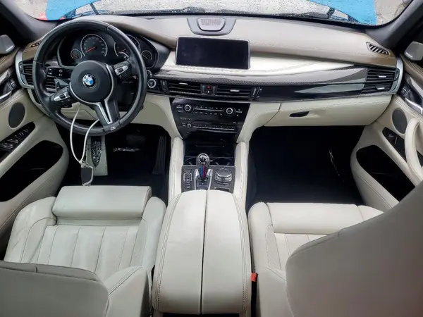 5YMKT6C37H0X20939 2017 BMW X5 - Image 8