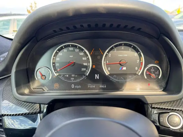 5YMKT6C38H0U39118 2017 BMW X5 M - Image 8