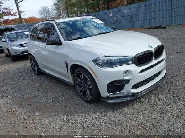 5YMKT6C38H0U39636 2017 BMW X5 M